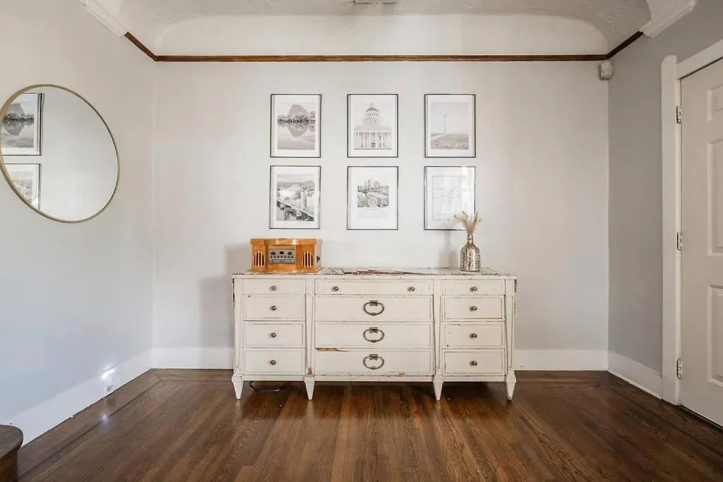 Unique Bungalow W/ Hot Spa In Dt Sacramento Estados Unidos